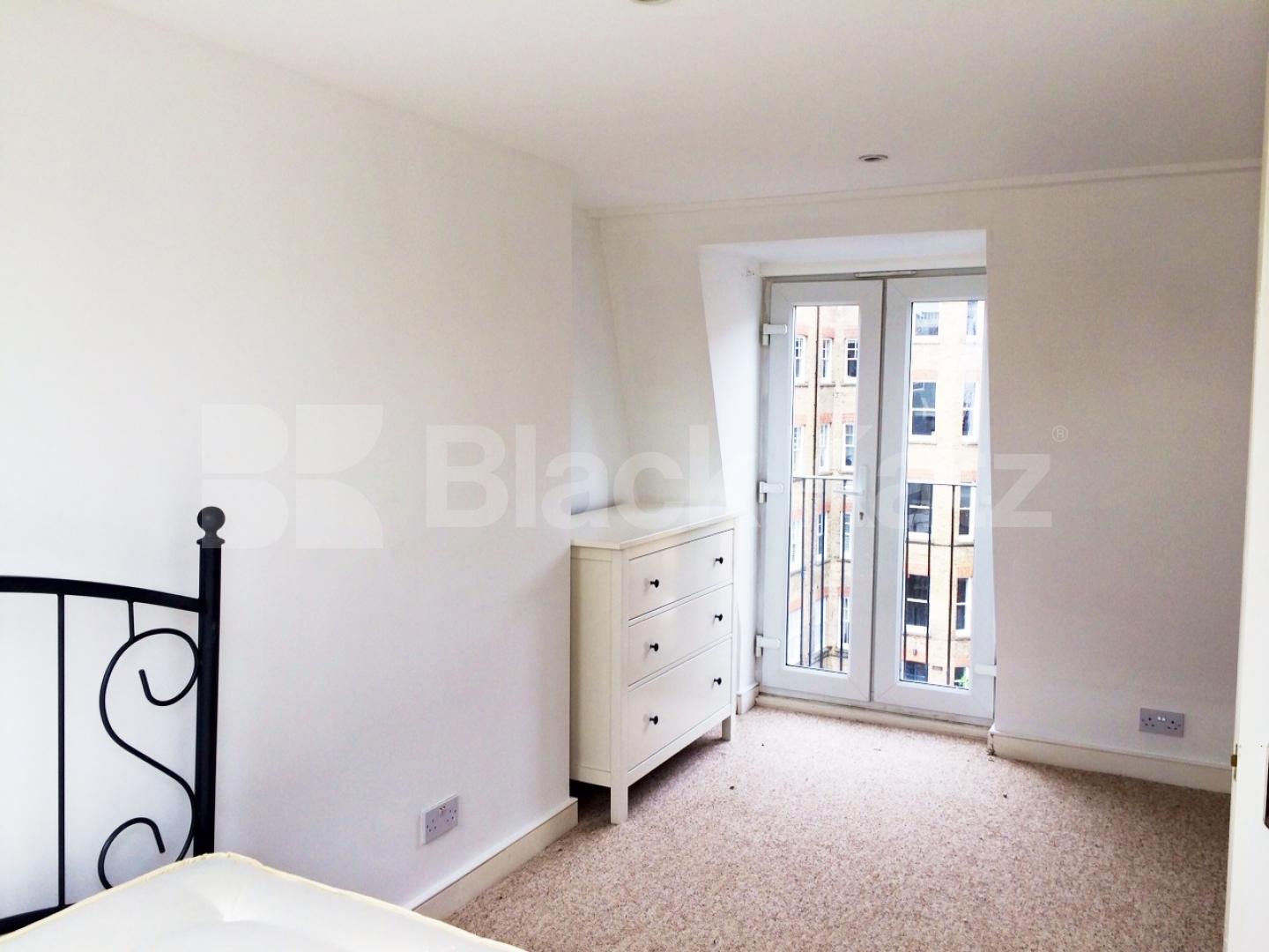 			New Instrction, 4 Bedroom, 1 bath, 1 reception Apartment			 Warriner Gardens, Battersea Park